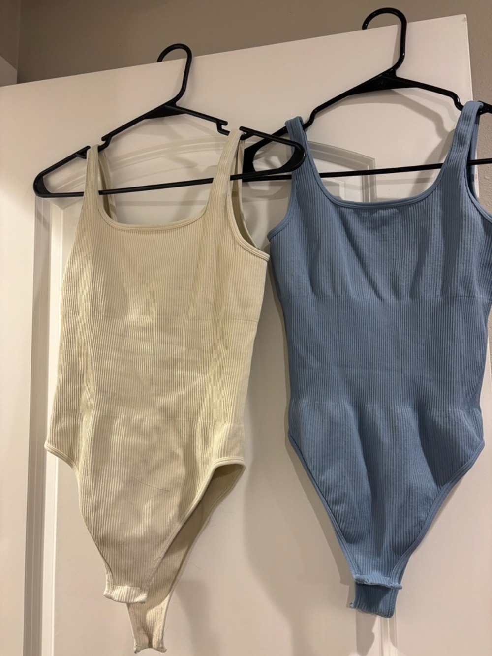 Ribbed Scoop Neck bodysuit in Cream and Blue